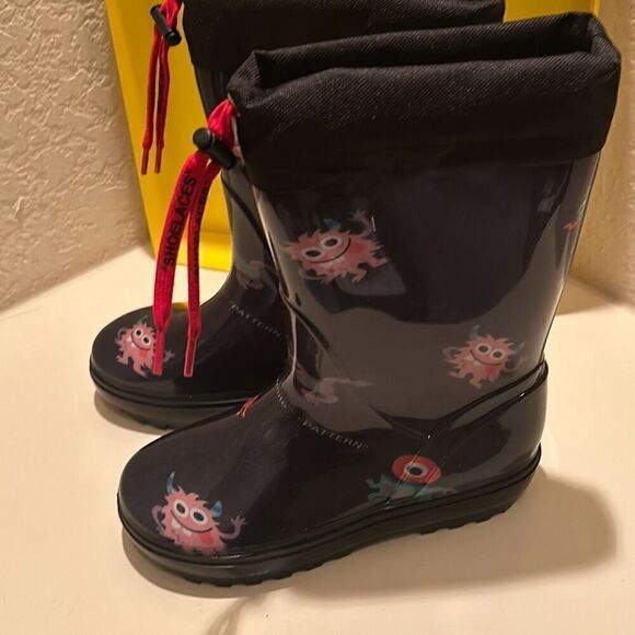 Off-White Kids Size 31 Monsters Graphic Rainboots Black Cartoon Print Luxury New - Picture 4 of 16